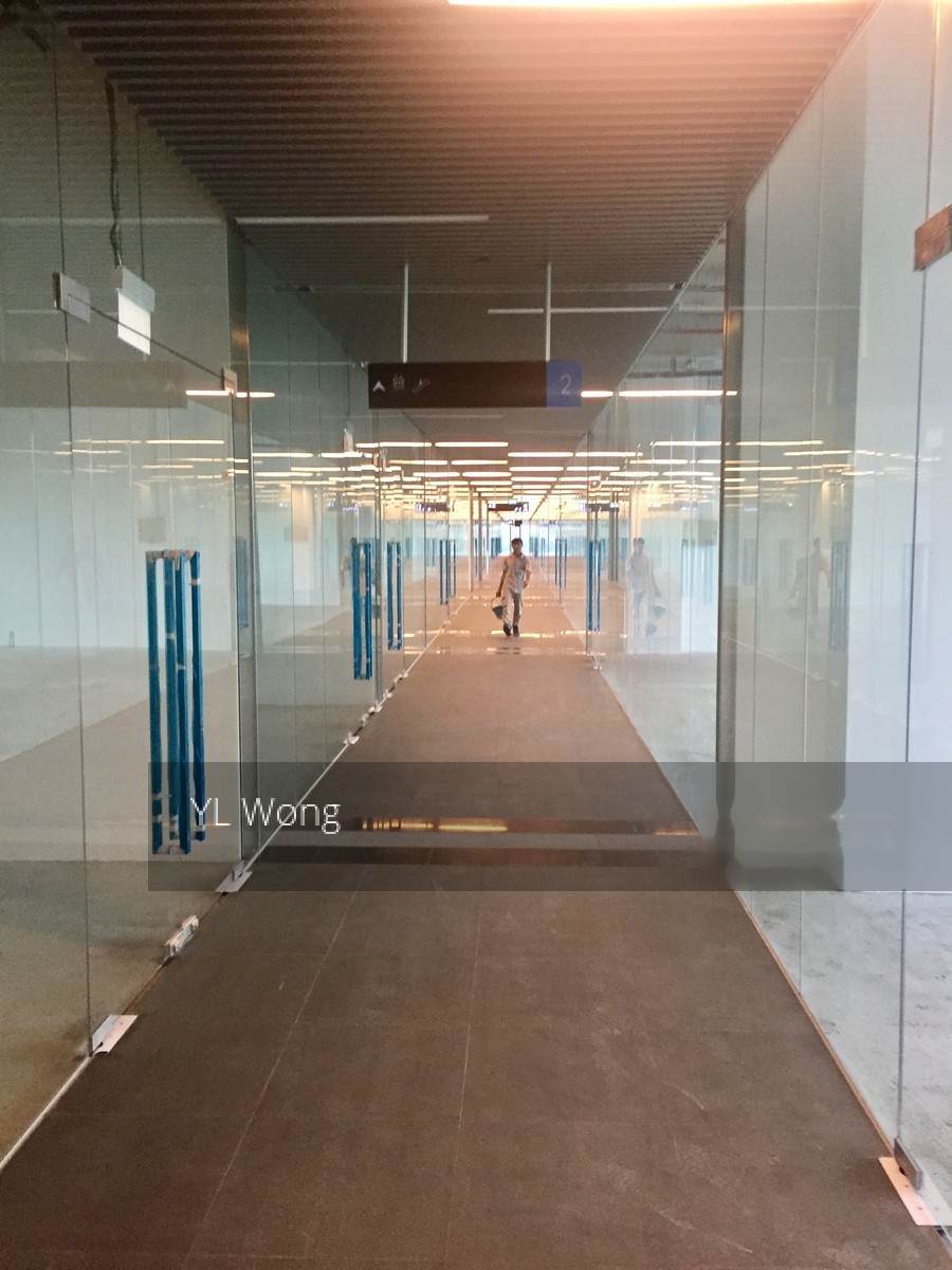 Vision Exchange (D22), Retail #139810682